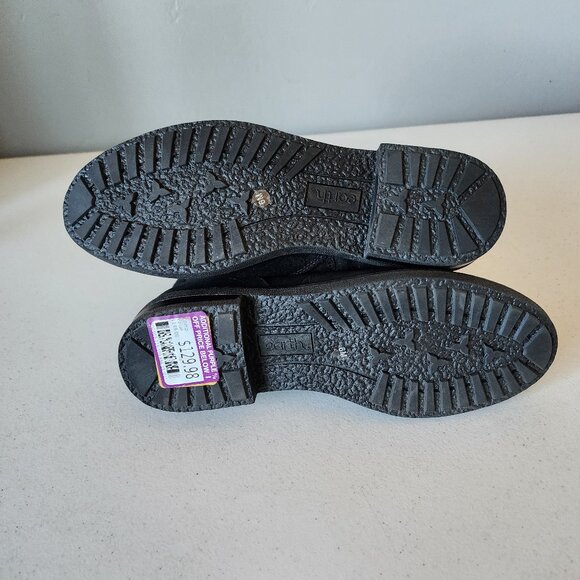 Earth Black Suede Bootie "NEW" - Picture 10 of 16